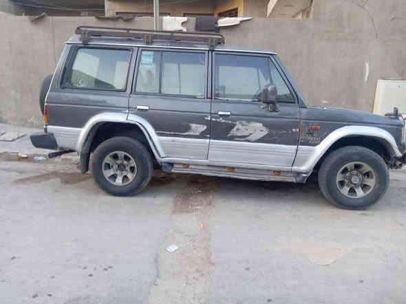 سلام عليكم كالوبر موديل ٩٦
رقم بغداد ألماني مشروع وطني
مكينه بطه ثنين ونص مكفوله
صدرها نص ونص كهربايتها شغاله
تخم تايرات جديد العنوان
بغداد مدينة الصدر الاورفلي
السعر ٤٢ بيها مجال
رقم الهاتف ***********
