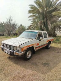 هايلكس • ١٩٨٥ • انبار انكليزي