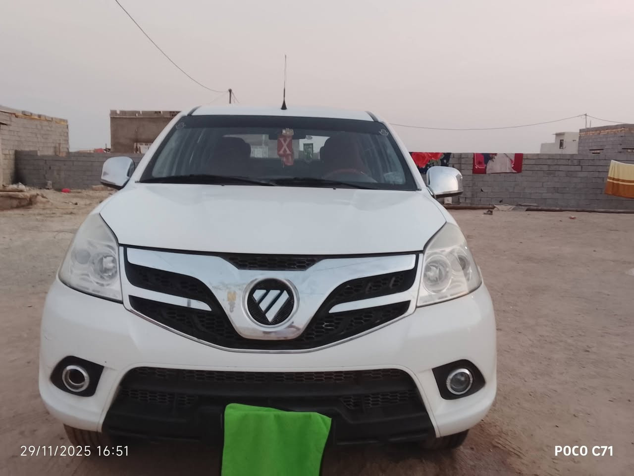 السلام عليكم سياره صيني فتون 2020 للبيع مقفوله السنويه جديده لل 27 مكاني بالبصره وهذام***********
