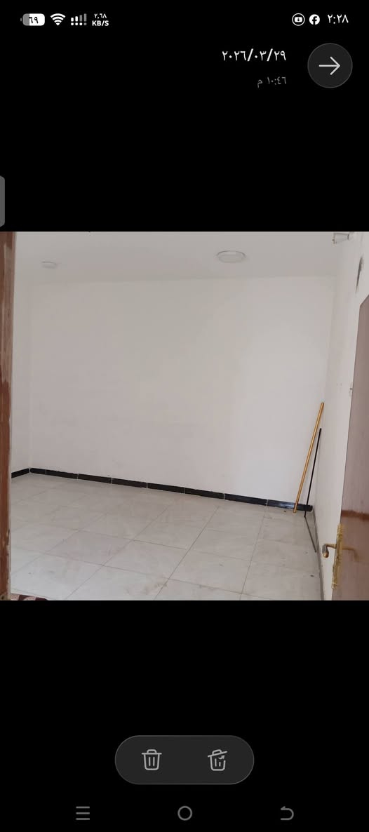 سلام عليكم بيت للبيع على طريق السنيه بحي الامين بناءً جديد المساحة230م للاستفسار على***********
