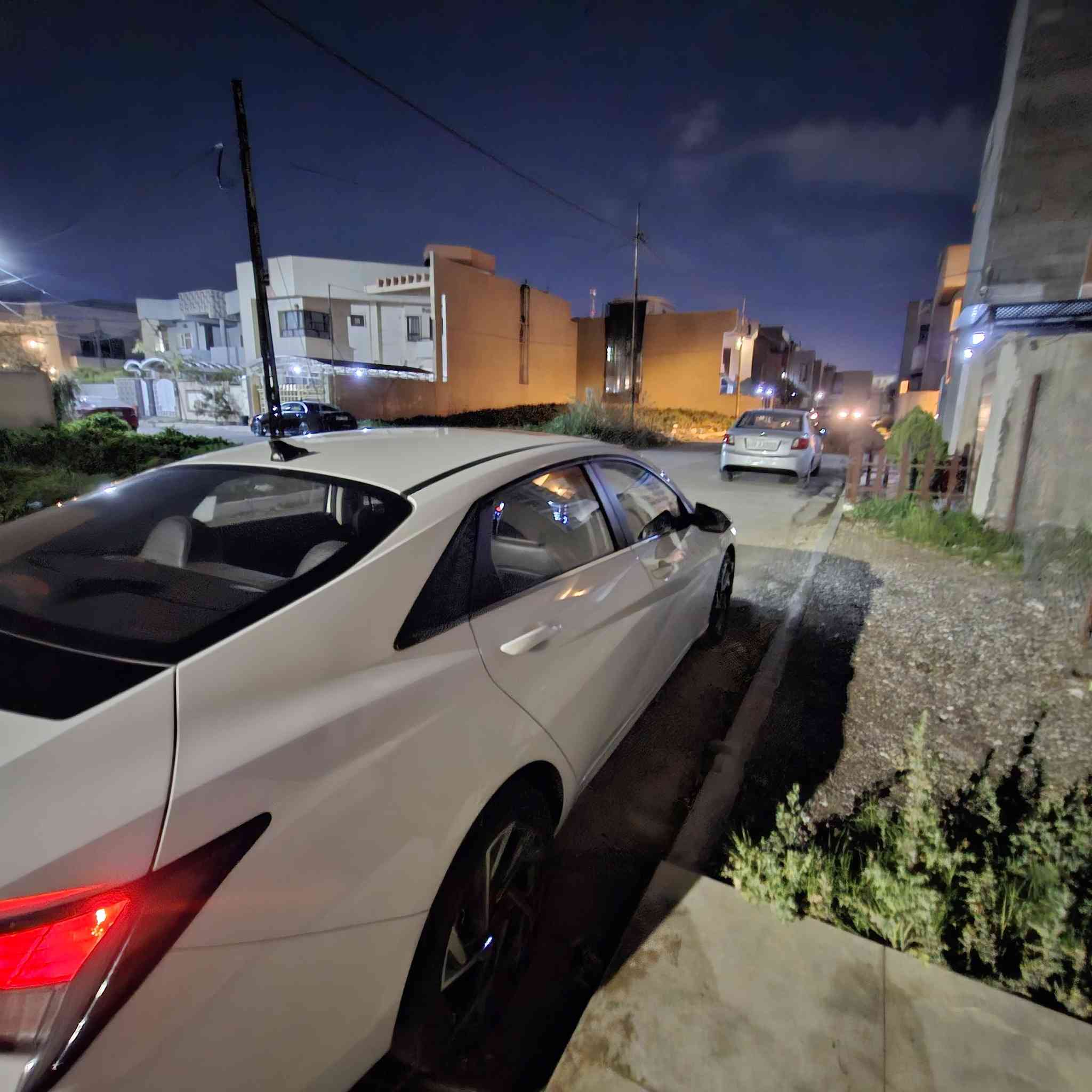 سلام عليكم
الانترا 2024 خليجي تجميع صيني

محرك 1.5 دبل نوزل 

كير 8 نمر cvt 

مواصفات 
1- هاند بريك بصمه 
2-مانع انزلاق
3-فتحه سقف 
4- المواصفات المعروفه(تثبيت سرعه/عداد شاشه/فحص ضغط التايرات/شاشه وكامره دواره/4 وضعيات قياده/وغيرها كثير)
السياره فول 

دبل بصمه 

بأسمنا السياره 

السعر: 145 وبيها مجال للطيبين 

العنوان: الموصل 
***********
