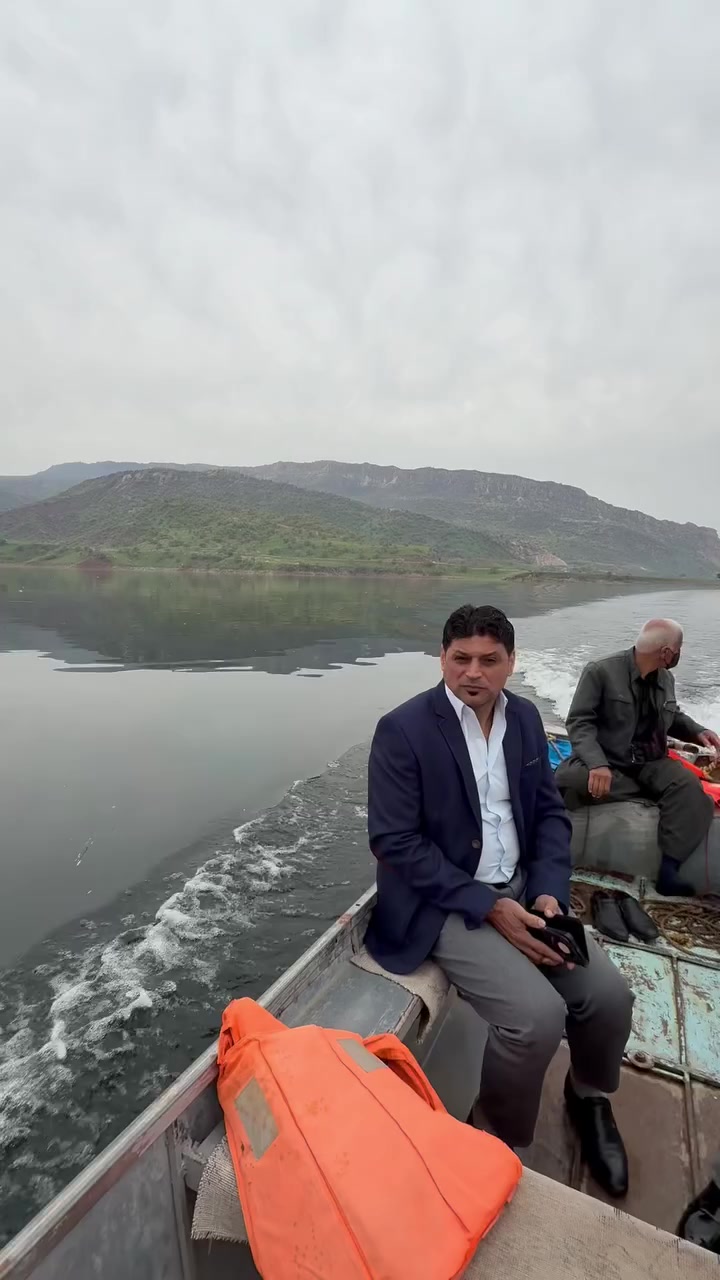 اليوم اخر يوم رمضان مبارك
سفرة سعيدة مع عايلة استاذ علي بغدادي الى بحيرة السليمانية

اني محمد ابو سيارة خاصة من داخل سليمانية🚗🚕 تأجرني نروح مصيف رقمي ***********

هم عندي سيارة من سليمانية الى بغداد بنظام خصوصي
