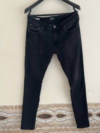 جاك اند جونس • مقاس ٣٢ • سليم فت