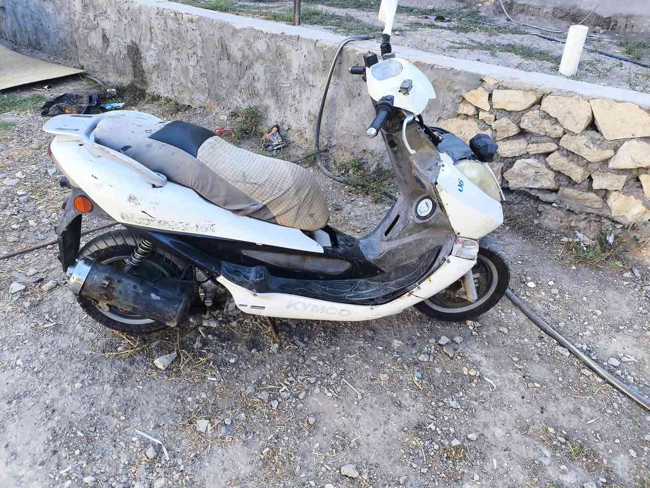 كايمكو شقال كهربائيات شقاله راديتر  السعر 200وبيه مجال مكانه البذياب الاتصال ***********

