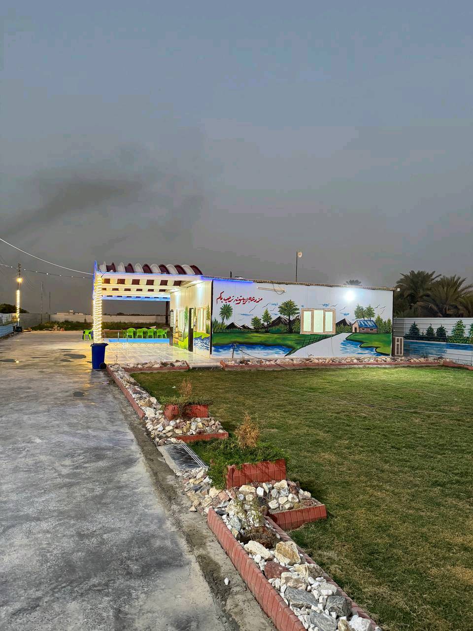 السلام عليكم 
🌿 تدور على مكان متكامل يغيّر جوّك؟
📢 لا تدور بعد!
مزرعة زيتونة
متوفرة للإيجار اليومي وبكل المميزات ✨
📍 الموقع: المدائن – سلمان باك – منطقة باوي
🏊‍♂️ حوض سباحة
🛏️ غرفة نوم
🛋️ صالة مريحة
🌳 طبيعة وهدوء وهواء نقي
👨‍👩‍👧‍👦 مثالية للعوائل
🔥 ممتازة للتجمعات والجلسات
📸 مكان مرتب للتصوير وصناعة الذكريات
✔️ نظافة عالية
✔️ خصوصية كاملة
✔️ أجواء راقية وبعيدة عن الزحمة
🎯 يوم راحة، سباحة، ولمّة حلوة؟
زيتونة تختصر كلشي بمكان واحد 🌿👌
وبأنسب الاسعار ❤️
📞 للحجز والاستفسار 
*********** 
***********
