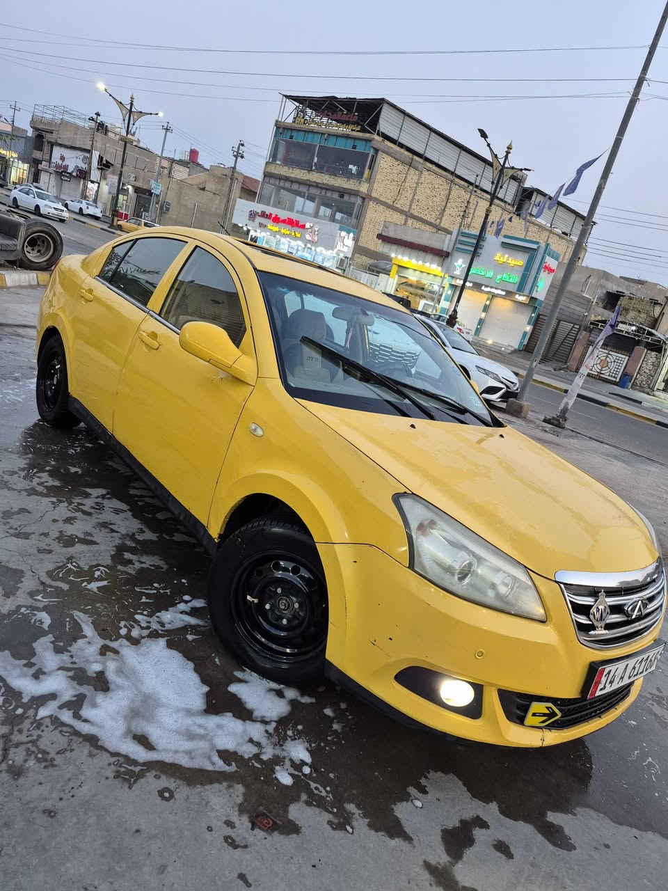 السلام عليكم شيري E5مكينه وكير كورلا 1800 جدد كلشش رقم نكليزي بسمي سيارة كفالة عامه تخم تاير حداده تبريد سيارة جديدة كلش سعره 48 مكاني بصرة قبلة ***********
