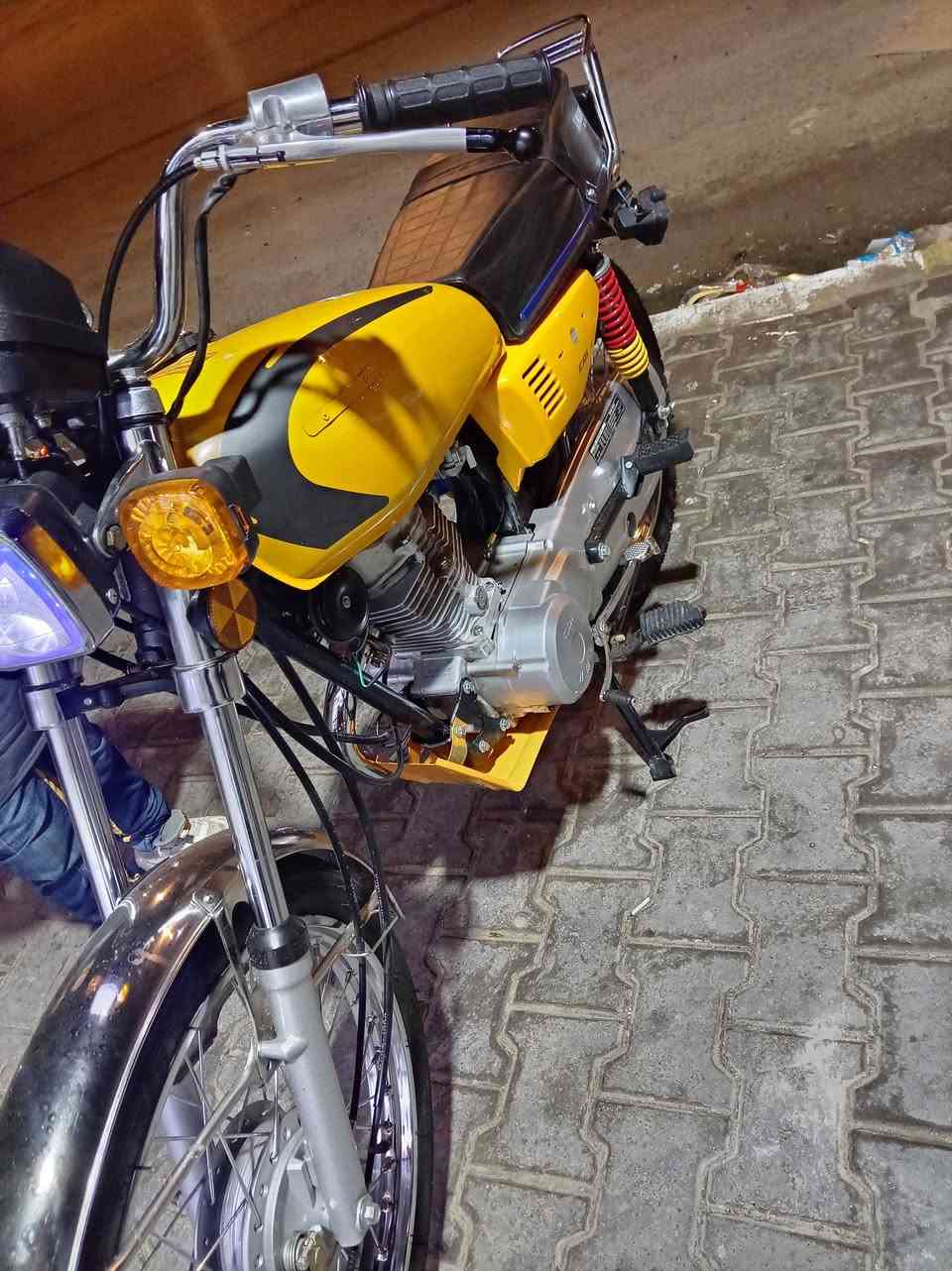 السلام عليكم دراجه نامه موديل2017تعمير كله جديد مكينه مستعمله ستعمال بيت رقم وسنويه السعر مليون و650مجال قليل مكلف بنشر رقم صاحب دراجه***********
