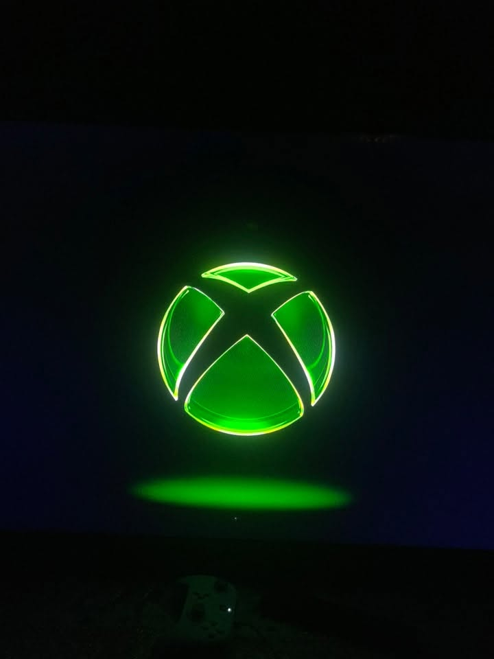 Xbox one  فات للبيع كامل الملحقات للبيع (مفتوح) سعر  *********** سعر 150
