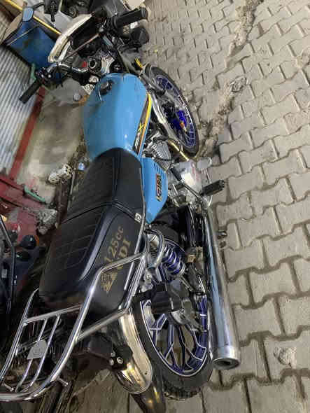 دراجه إيراني للبيع خمسه كير 
مواصفات بصمة أيد وبصمة
ريموند نظفه 80بالميه
المكان بغداد الحريه موبايل***********
