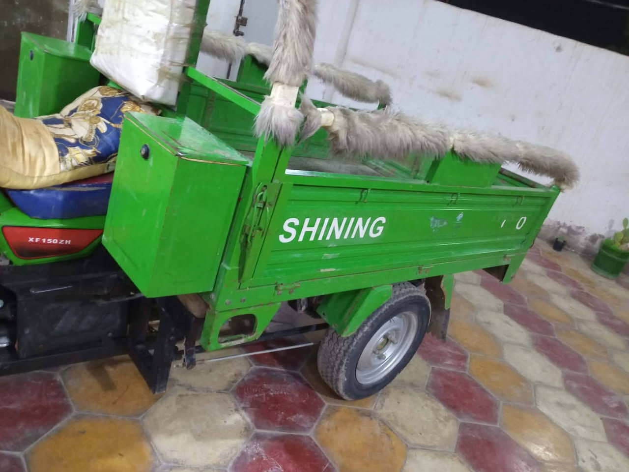 سلام عليكم ستوته البيع موديل 22  ركبه وشاصي كفاله وراق اصولي تايرات جدد مكاني كربلاء طوريج 
السعر 2100 وبيه مجال


**إذا كنت صاحب هذا الإعلان وتريد حذفه لأي سبب، رجاءا أرسل رسالة إلى الدعم الفني**