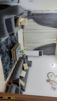 ‏السلام عليكم  ‏دار للبيع ٢٠٠ متر في حي الجامعة خلف اسوق فدك  ‏٢ غرفة ...