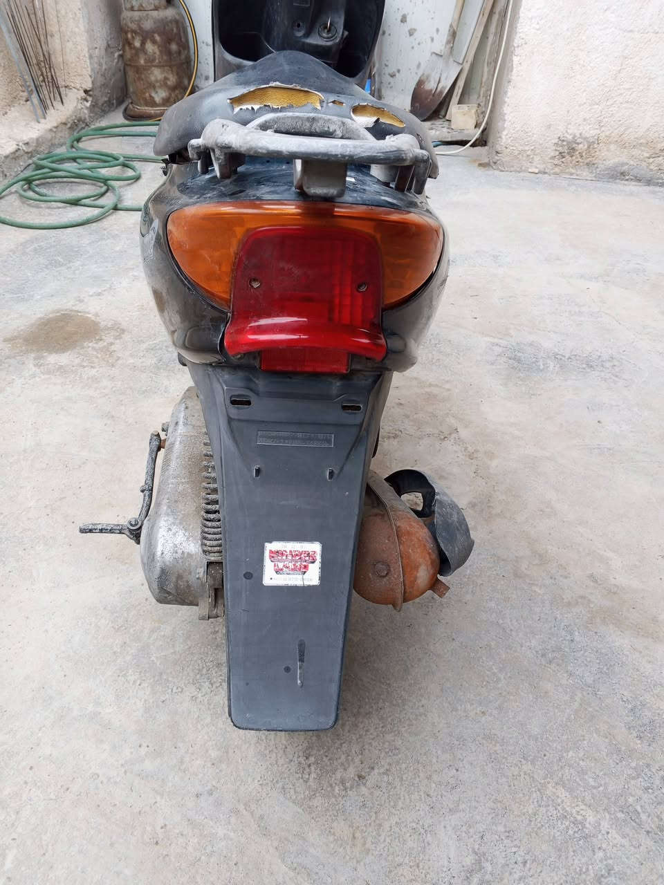 دراجه ياماها عصفوريه 60 هندر نكره وسلف يشتغل نقصهه فقط باتري ضعيف هورن شغال اشاير شغاله بك لايت شغال دراجه حلوه سعره 250 و بيه مجال مكاني بغداد لمراسله اولاتصال ***********
