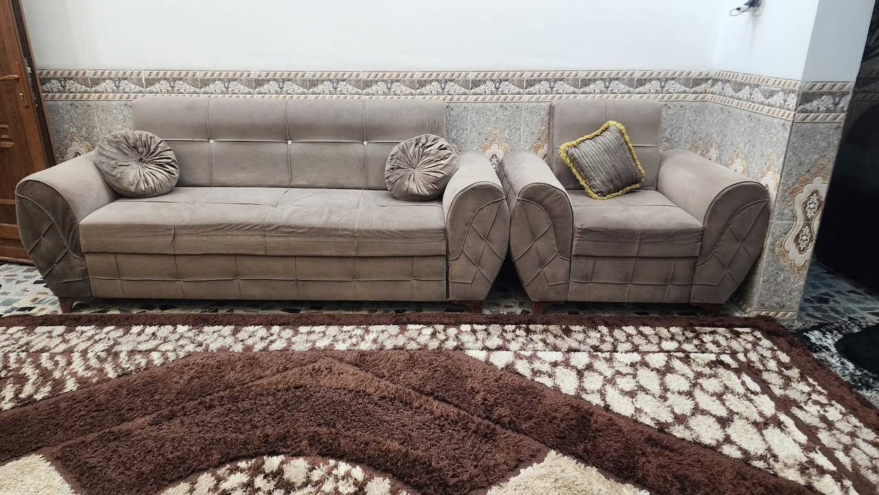 طخم تركي مكون من 5 قطع نظيف 
165 الف 
مكان الفلاح الثانيه


**إذا كنت صاحب هذا الإعلان وتريد حذفه لأي سبب، رجاءا أرسل رسالة إلى الدعم الفني**