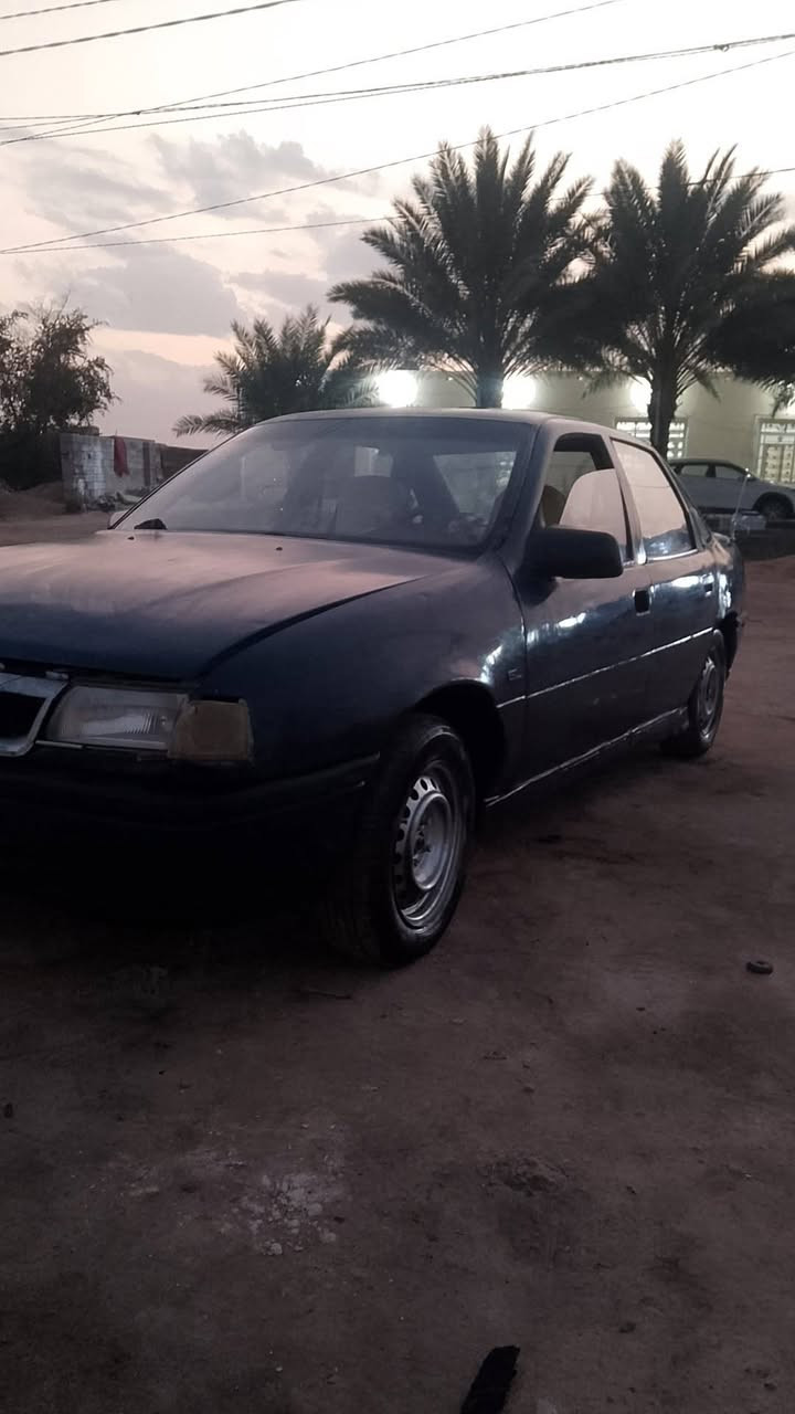 سلام عليكم للبيع  سياره اوبل فيكترا موديل 93 مصبوغه صبغ عام جماليه حداديه جديده كير ومكينه جدد كهربائي جاهزه من الايت البك الايت تخم تاير جديد  رقم نجف الماني مداور ثاني يوم العنوان نجف طريق نجف كربله عمود 130 رقم الهاتف *********** السعر 20ورقه وبيه مجال
