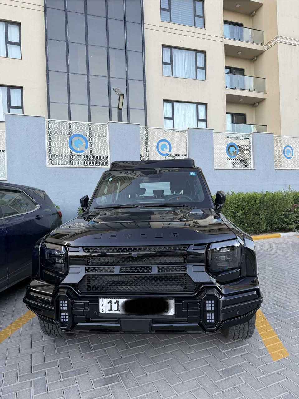 لسلام عليكم 
للبيع جيتور t2 luxury plus
السيارة موديل 2026
السيارة ماشية 3800 
السيارة بانزين فقط 
داخل زيتوني 
فول مواصفات طبعا غنية عن التعريف فول الفول اعلى فئة بال t2 
طبعا السيارة كفالة عامة من كلشي السيارة على وضع الشركة 
ضمانها موجود وكلشي
السيارة باسمي تحويل ثاني يوم 
سعرها 44 مليون دينار عراقي
رقم بغداد 
موقع السيارة 
بغداد / جزيرة بغداد السياحية 
للتواصل والاستفسار 
الرقم 
***********
