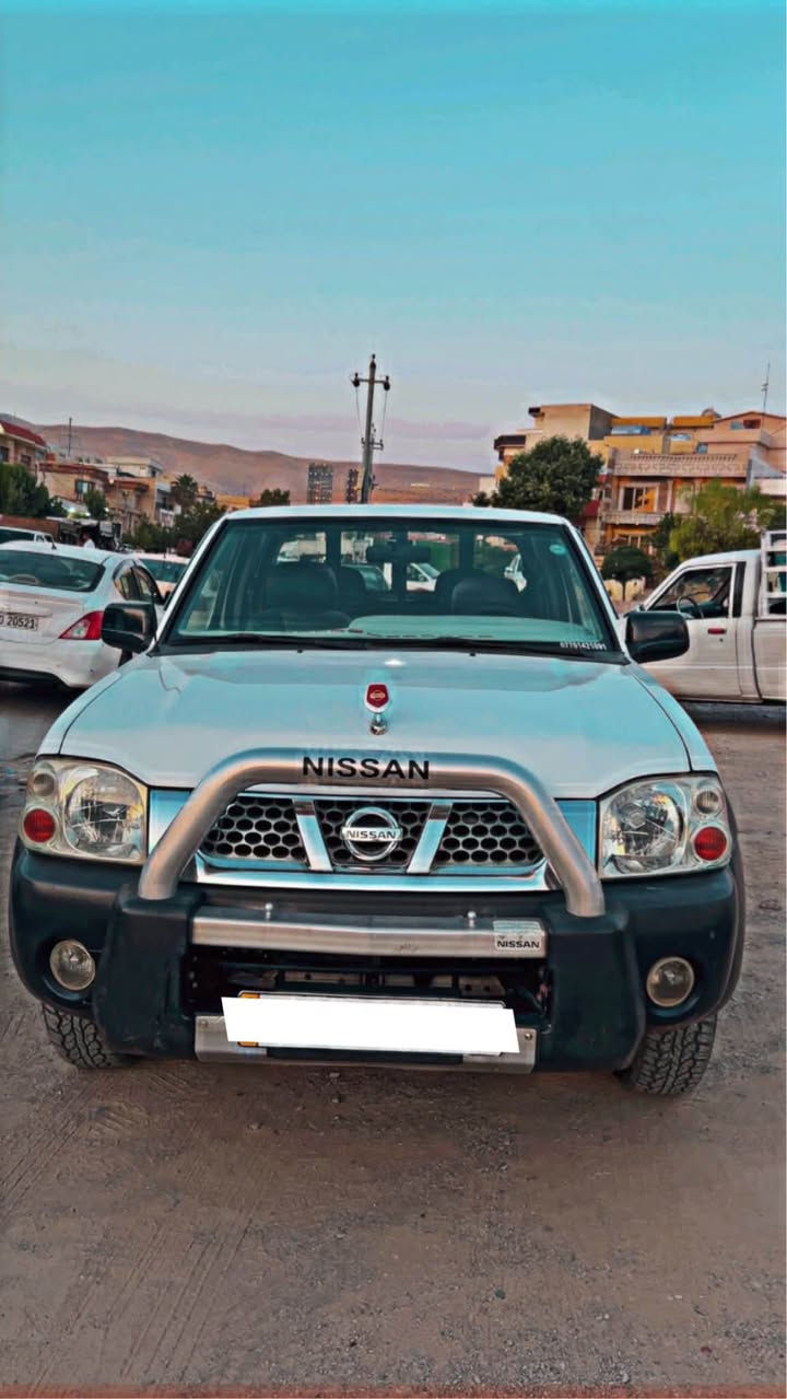 Nissan V6
نیسان دەبڵ ئەکسل
مۆدێل ٢٠٠٠
مواسەفات ئەمریکی ٦ بستۆن 
جام کارەبا
ئاوێنە کارەبا
گێڕ ئۆتۆماتیک
ئە بی ئێس
سەنەوی بە ناوی خۆمەوەیە تا ٢٠٣٠ تازەیە
٣ پارچەی پێشەوە گۆڕاوە بە ٢٠١٤ لەسەر ساخی بێ لێ دران بێ دەعم
گێڕ و مەکینەی بیلاد بەشەرت

سعر : ١٠٥ گەڵا و کەمێک مەعامەلە 

ژم:
***********
*********** شربازهير, السليمانية
