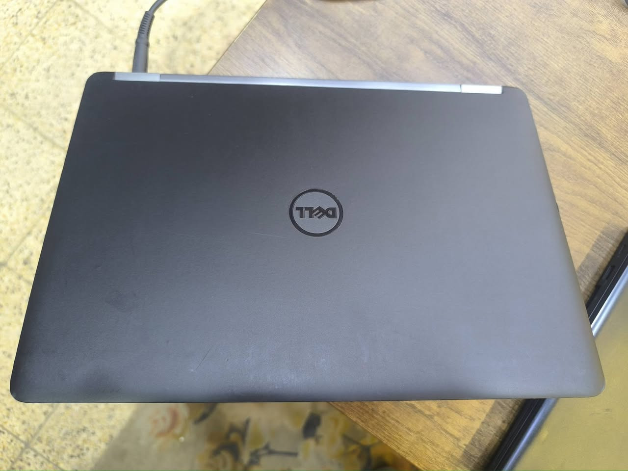 DELL LATITUDE.  E7470
شاشة 14.1
210 🔥  الف دينار  فقط 
نظافة مائة بالمائة 
بطارية لاتقل عن ساعتين 
السعر يشمل الحقيبة والماوس والتوصيل 

سعر نهائي لطفا

معالج/CI5 من الجيل السادس 
الرام /8gb
الهارد/256ssd

للتواصل والحجز 
***********
الموصل /موصل الجديدة 
الابداع الهندسي 

#يوجد خدمة توصيل لكافة محافظات العراق
