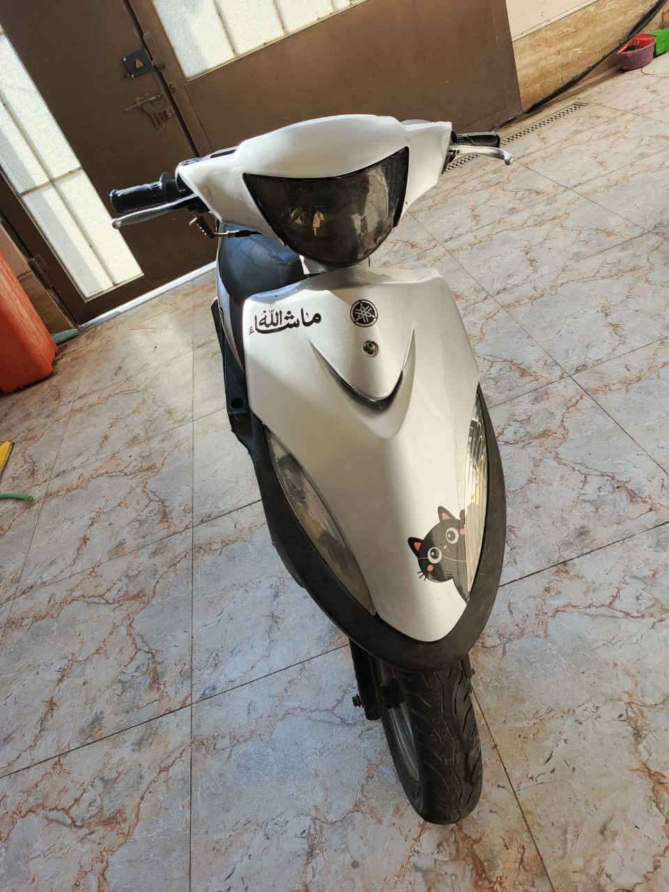 السلام عليكم 
دراجه ماكس عدله 
كلشي شغال بيه 
يرادله فقط باتري 
الدراجه حلوه وناعمه مابيه شي 
شلعه ومعدل 
السعر : 425 وبيه مجال 
المكاني كربلاء 
***********
