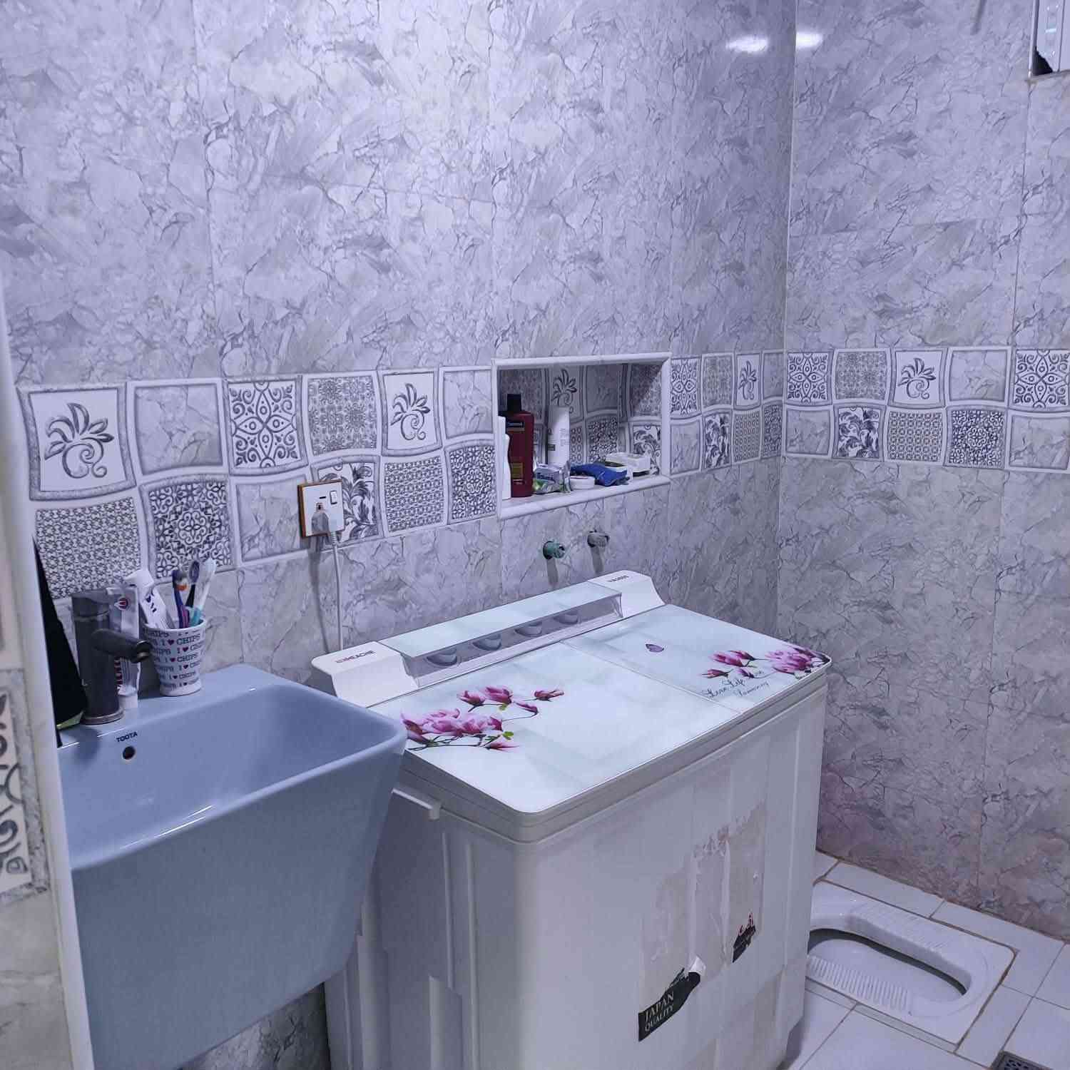 🏠 دار للبيع –📍 الموقع: الديوانيه   حي الزهراء –قرب المستوصف 
 
📐 مطلوب اسكان 34
 
تسديد الشهري  199(ملاحظه تغيير كفيل مباشر)

📐 المساحة: 150 متر(📌موقع ركن على ساحه)

📐الواجهة 10 م × النزال 15

📄 الطابو: صرف

🔹 تفاصيل الدار:
✅ طابقين – بناء كونكريت مسلح 
✅ الكهرباء غير مطلوبة (بوري)
✅الطابق الأرضي:
✅ غرفة 
✅ استقبال
✅ صالة 
✅ مطبخ 
✅ صحيات
✅الطابق الثاني:
✅ صالة 
✅ غرف 2
✅ صحيات
✅البناء درجه اولى شيش اوكراني 
✅ نظام كاميرات مراقبة
✅ سنة البناء: 2022
~~~~~~~~~~~~~
#متابعة_الصفحة
#نستقبل_جميع_عروضكم
———————————————————
🔺#للاستفسار الاتصال ع الارقام
‪***********‬‏📲 

  او مراسله واتساب +964 770 986 0830 📲  
—————————————————————
او زيارة مكتبنا من الساعة 3 الظهر الى 8 مساء 
🔺العنوان:- مكتب بلجيبه 
🔺حي سايدين جامع الرضا بلجيبه يم مدرسه الفجر
