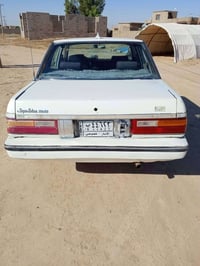 مكلف بلنشر سياره البيع  سوبر موديل85  گير ومحرك بطه شرط رقم الماني الس...