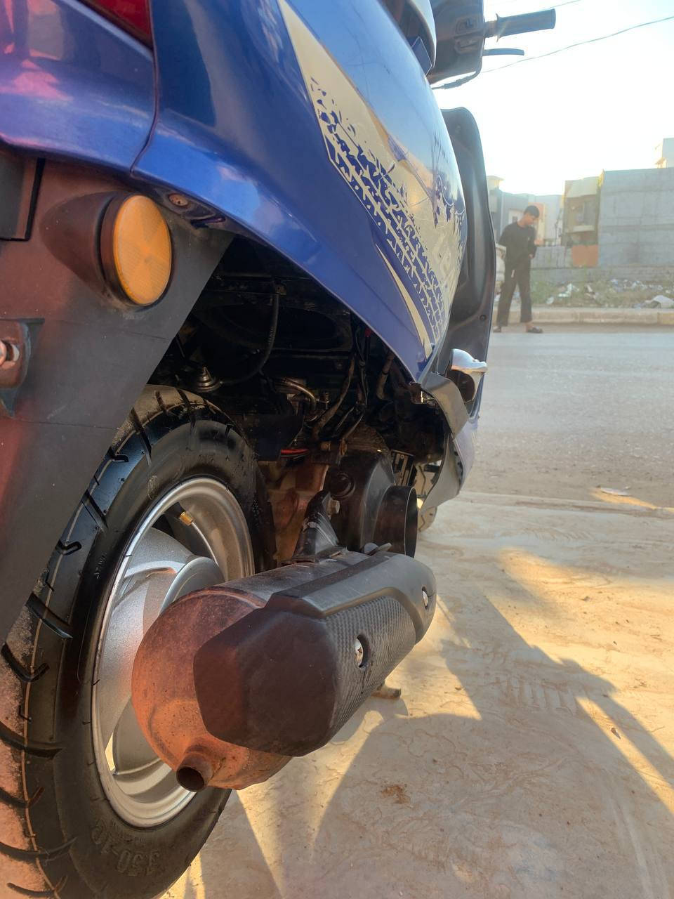 السلام عليكم
دراجة سبيسي (ليدي حديث) للبيع
دراجة كاملة مكينة خرسة متسمع صوتها اشاير لايت عالي ناصي سلف هندر كله شغال تجي تشغل وتطلع السعر 350 وبيها مجال قليل حك الجية 
للاستفسار: ***********
