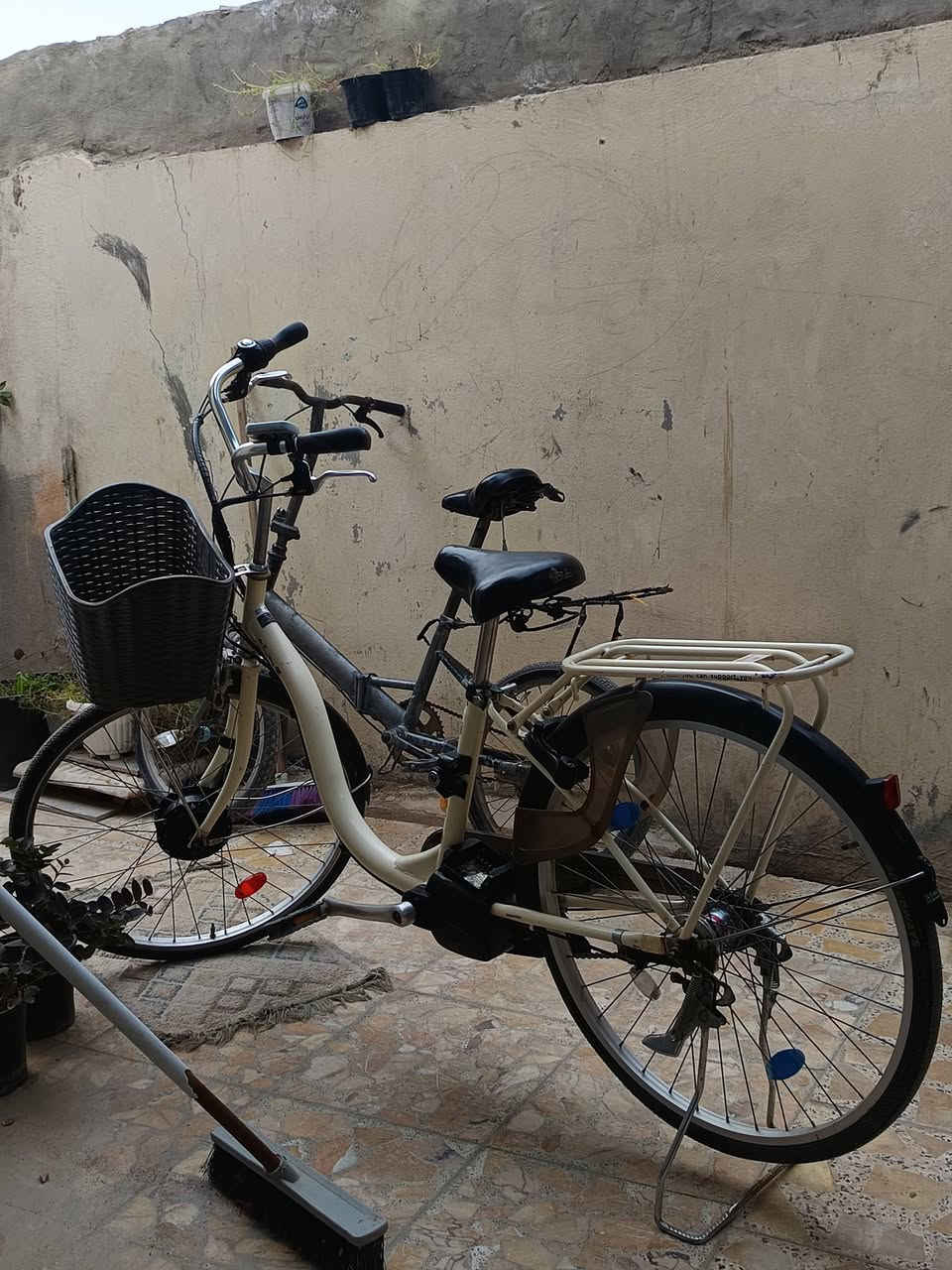 سلام عليكم
باسكل😮لببيع🦅
موديل2020✈️
سعر 
💥110💥

⚜️مكان طويريج⚜️


**إذا كنت صاحب هذا الإعلان وتريد حذفه لأي سبب، رجاءا أرسل رسالة إلى الدعم الفني**