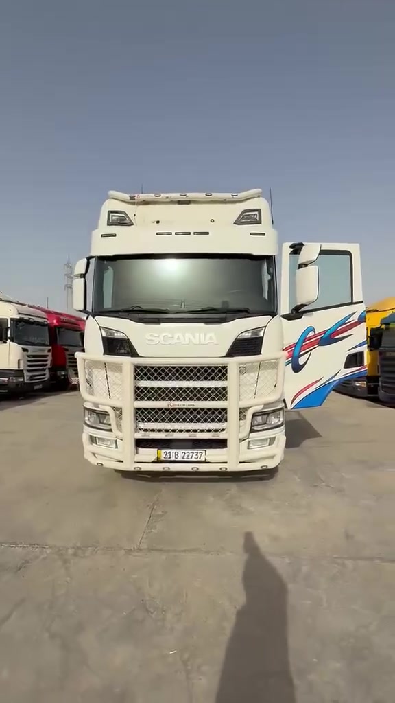 سلام عليكم سكانيا مديل 2018 فول مواصفات سحال خلفي مزوج باج بطن ثلاجه محرك R500 سوبر عادي السياره جديده وجاهزه هزه وفحص جديد  السعر 540 الاستفسار ***********
