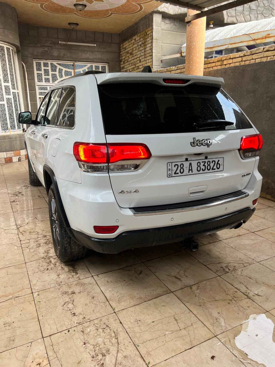 سلام عليكم جيب 2018 دخول جديد حادث بنيد ودعاميه سعر 235 بصره قضاء المدينه ***********)
