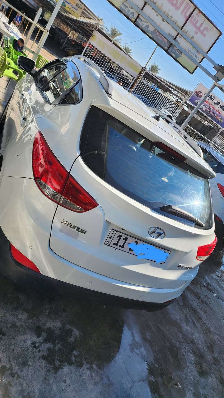 توسان موديل ١٢ خليجي بيه صبغ ٣ قطع  لسعر لبيع ١٢٤  هاتف ***********
