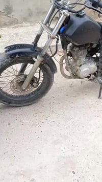 دراجه قفاز كلاسيكي محوره ماكينه مال تايجر بها صوت كرنك سعر 100 🤩077316...