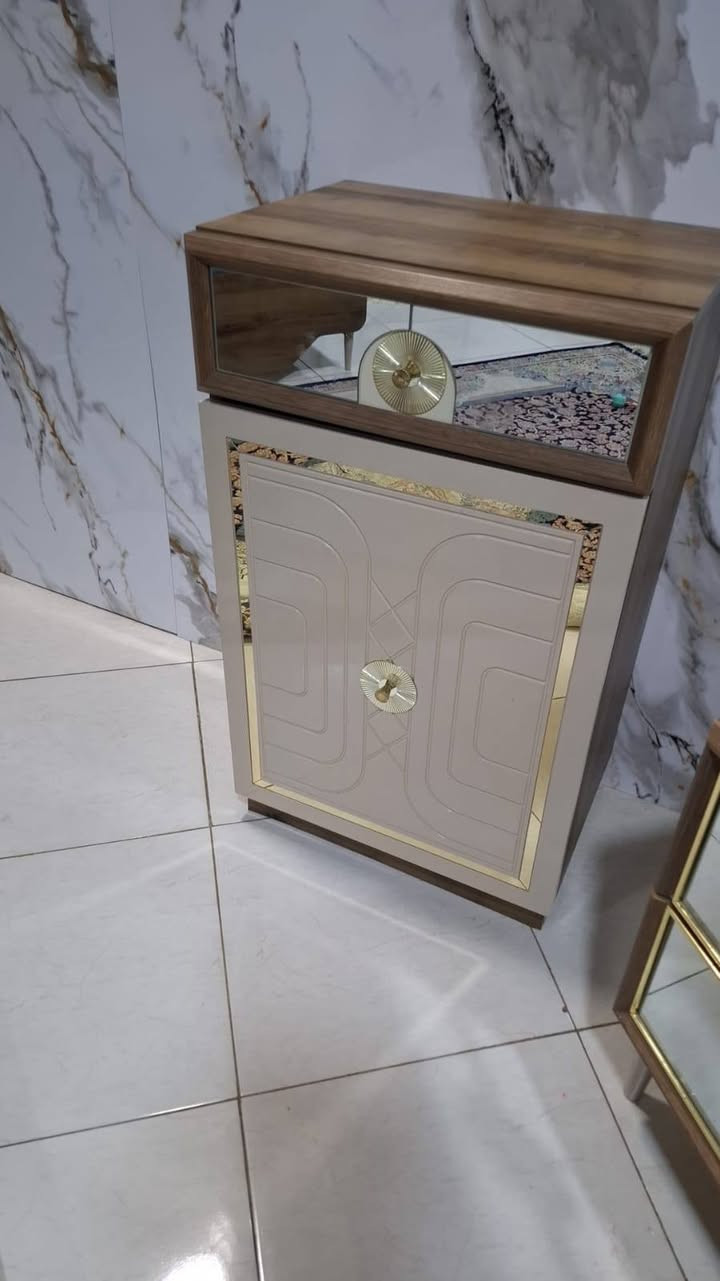 غرفه تركيه للبيع ب٦٠٠ وبيها مجال 
ماعدا الدوشك
جديده مابيها ضرر


**إذا كنت صاحب هذا الإعلان وتريد حذفه لأي سبب، رجاءا أرسل رسالة إلى الدعم الفني**