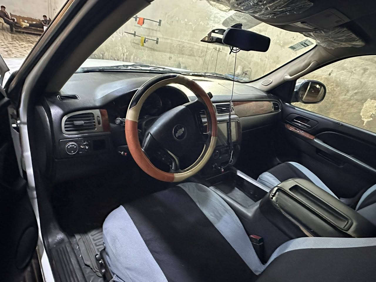 تاهو ادوات أدوات 2010
حادثها جاملغ خلفي ايمن بدون اير باك
بيها بارد قليل شوف العين
مكفوله الإنتربول والسرقه وعشاير
كير مكينه حداديه كله جديد
فئة LTZ
للاستفسار الاتصال على الرقم ***********

السعر ٧٥ وبيها مجال
او المراوس جارجر او اوباما حسب القناعه
