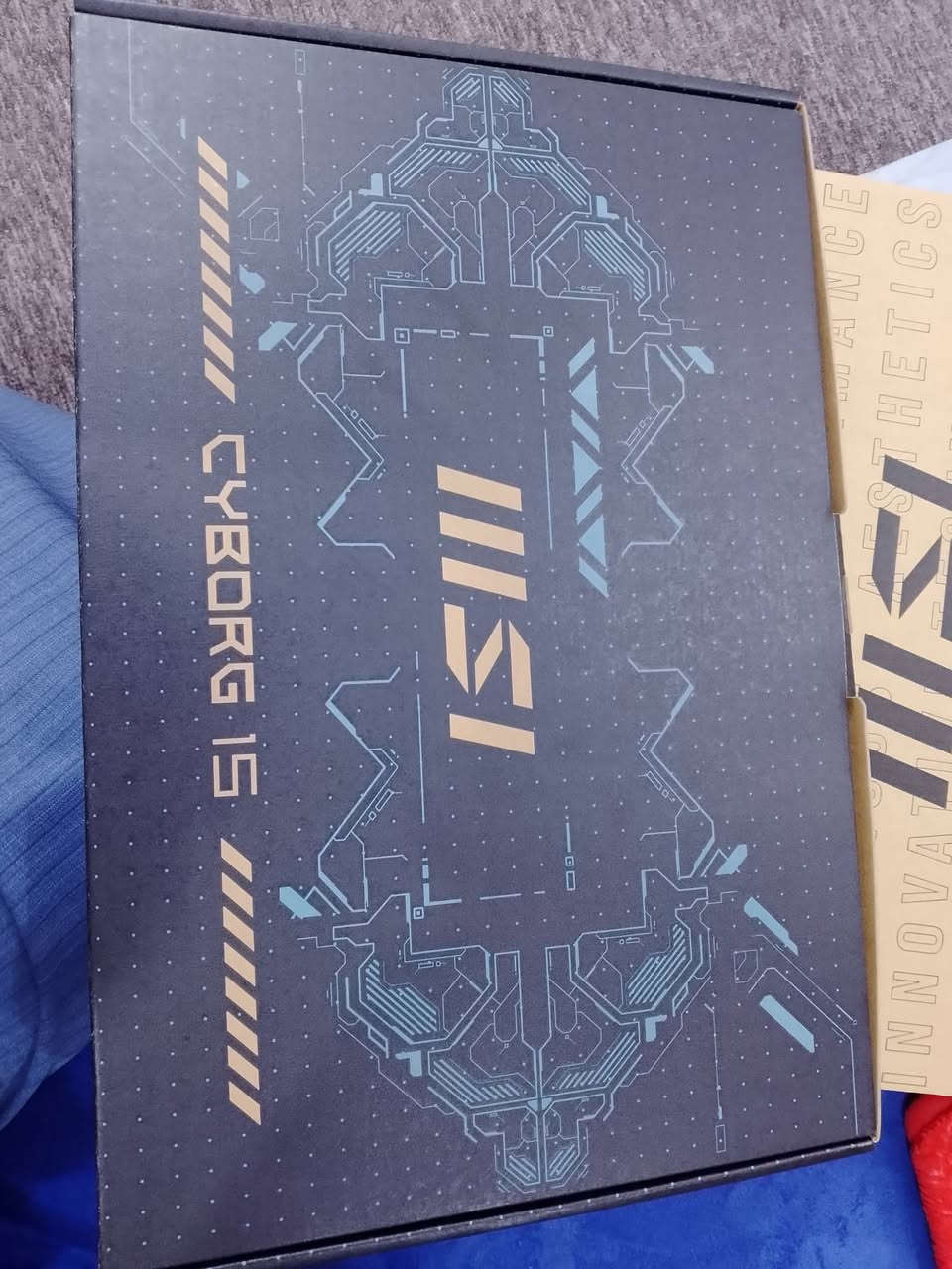 لابتوب Gaming قوي للبيع – بعدها بالكرتون استخدام ٣ اشهر 

💻 MSI Cyborg 15 A13UC

جهاز ممتاز للألعاب والدراسة والبرامج الثقيلة، أداء عالي وسريع 

 المواصفات:

معالج: Intel Core i7 جيل 13 (i7-13620H) 🚀

كرت شاشة: NVIDIA RTX 3050 (4GB) 🎮

كرت مدمج: Intel UHD

رام: 16GB

تخزين: SSD سريع (500GB)

شاشة: 15.6 بوصة FHD – 144Hz

نظام: Windows 10 Pro

🔹 مميزاته:

يشغل أغلب الألعاب الحديثة

 مناسب للبرامج الثقيلة والتصميم

سرعة وأداء ممتاز

مع حقيبة وكافة الملحقات 

للتواصل: ( ***********) واتساب
