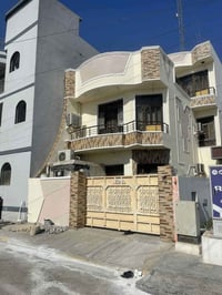 ساحة النسور • ١٥٠م • مكاتب