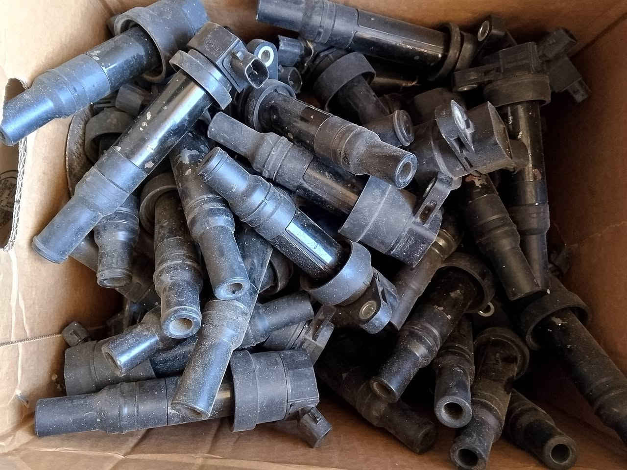 مجاول كوري حاويه قديم وحديث . 
توصيل لجميع المحافظات


**إذا كنت صاحب هذا الإعلان وتريد حذفه لأي سبب، رجاءا أرسل رسالة إلى الدعم الفني**