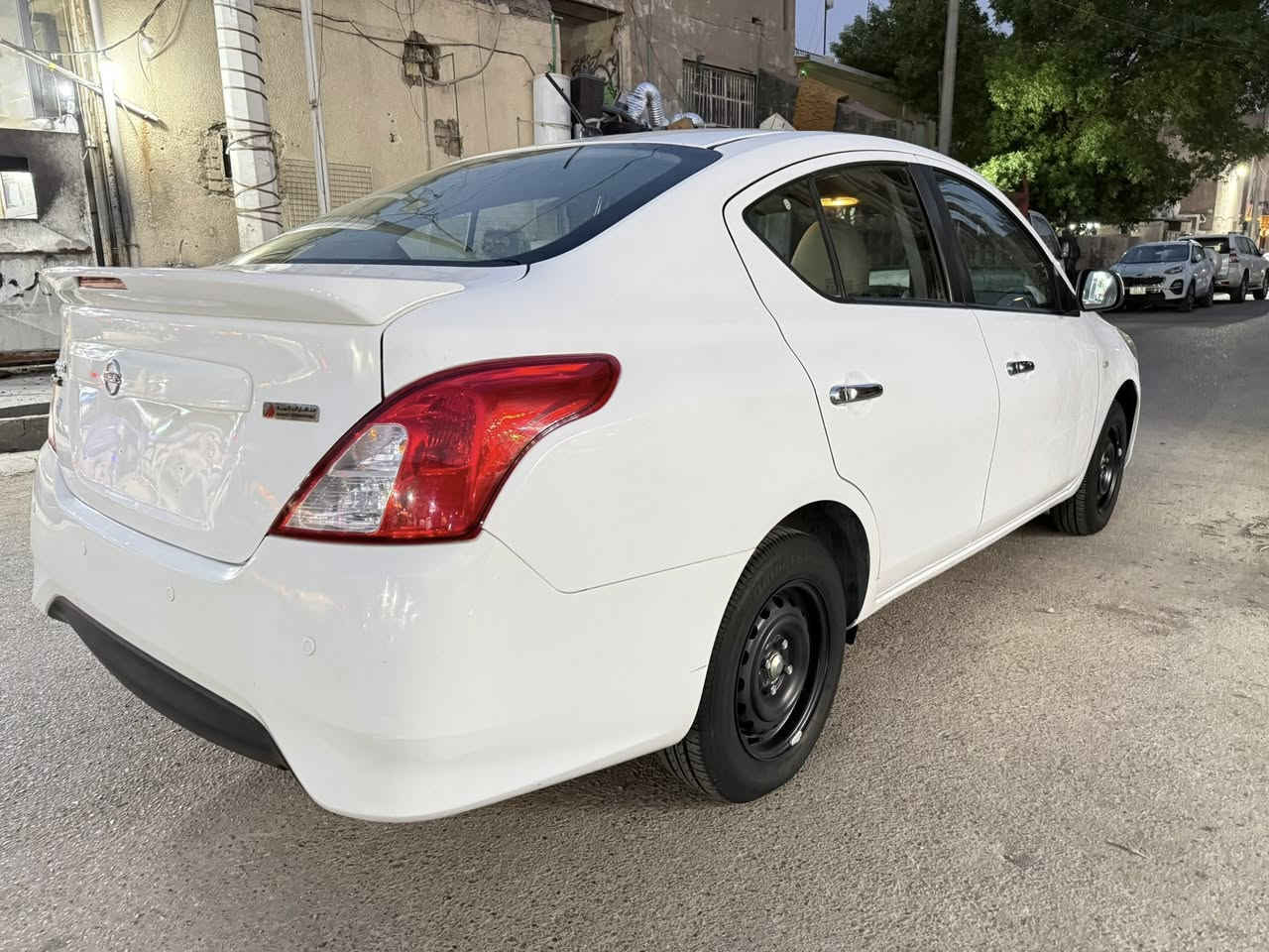 سلام عليكم البيع سني هندي موديل ٢٠٢٠ ماشيه ٣٤ الف  مكفوله كفاله عامه من ضربه  صبغ والتبديل مكينه وضع شركه بسمي سياره رقم بغداد جديد مكاني الكرخ سعره ***********
