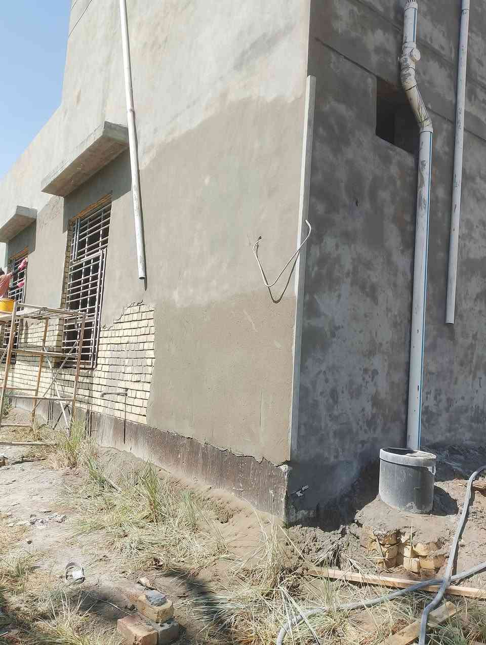 خلفه متفرغ حاليا لبخ سمنت ناعم خشن تصفير مساطر نثر شقل درجه اولى ***********
