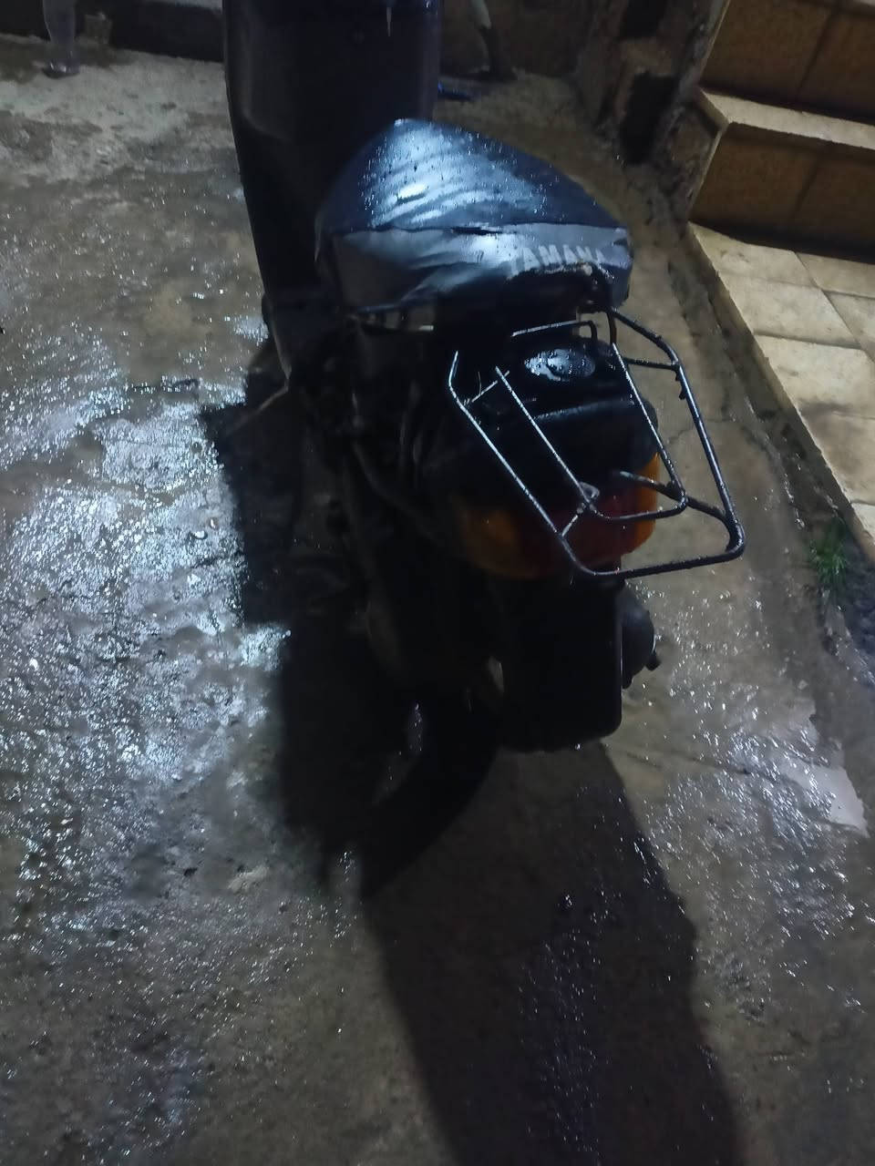 ماطور بزون للبيع كدام العين شرط تحريكه ومعدل مكاني موصل جانب الايمن سعرو 75 وبي مجال ***********
