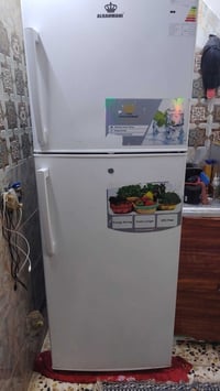 ثلاجات • نظيفة جدا • ١٨ قدم