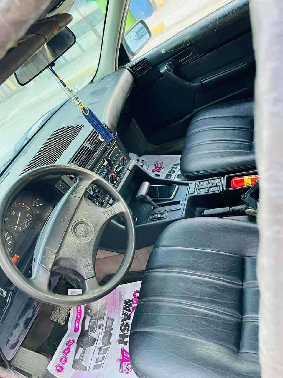 من رخصه مدير الكروب BMW 525 1993 رقم اربيل الدولي بأسمي شخصيا مكينه مسكر  فانوس تبريد تدفئه شغال فتحه سقف طكتين ويل بلادي خليه اربع جام كهرباء كشنات جلد اسود 
المكان بابل المسيب السعر 75 وبيها مجال  للاتصال  ***********
