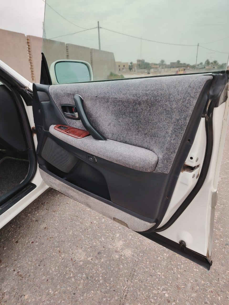 سلام عليكم رأس الثور فلات للبيع رقم صلاح الدين أنكليزي تحويل مباشر سنويه لل29 موديل 2000 اصل كفاله عامه من ضربه كص نقل جثه صبغ السياره فول من غير الفتحه
_كرستال
_شاصي 55
-مكينه3000 فيشه وبطل اسود
_شاشه ليزريه
_تحويره نجف
_نظام ABSشغال
_جنجر 12قرص
-تبريد قطعتين
_ أربع كشنات كهرباء
-ستيرن كهربائيه 
السياره جاهزه حداديه كير مكينه تبريد السعر 110وبيه مجال مكان السياره بابل رقم الموبايل ***********
