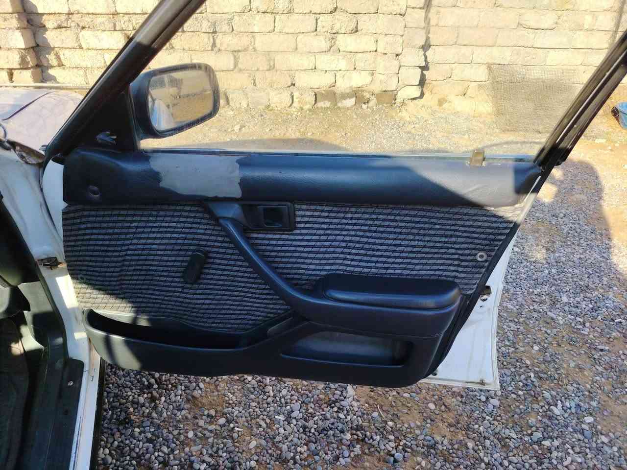 السلام عليكم للبيع كارينا موديل91 يسار اصلي (رقم نينوئ فحص شرط تحويل) كير محرك شرط صدر تايرات كهربائيّات تدفئه كله شغاله السعر 33وبيه مجال 
***********
