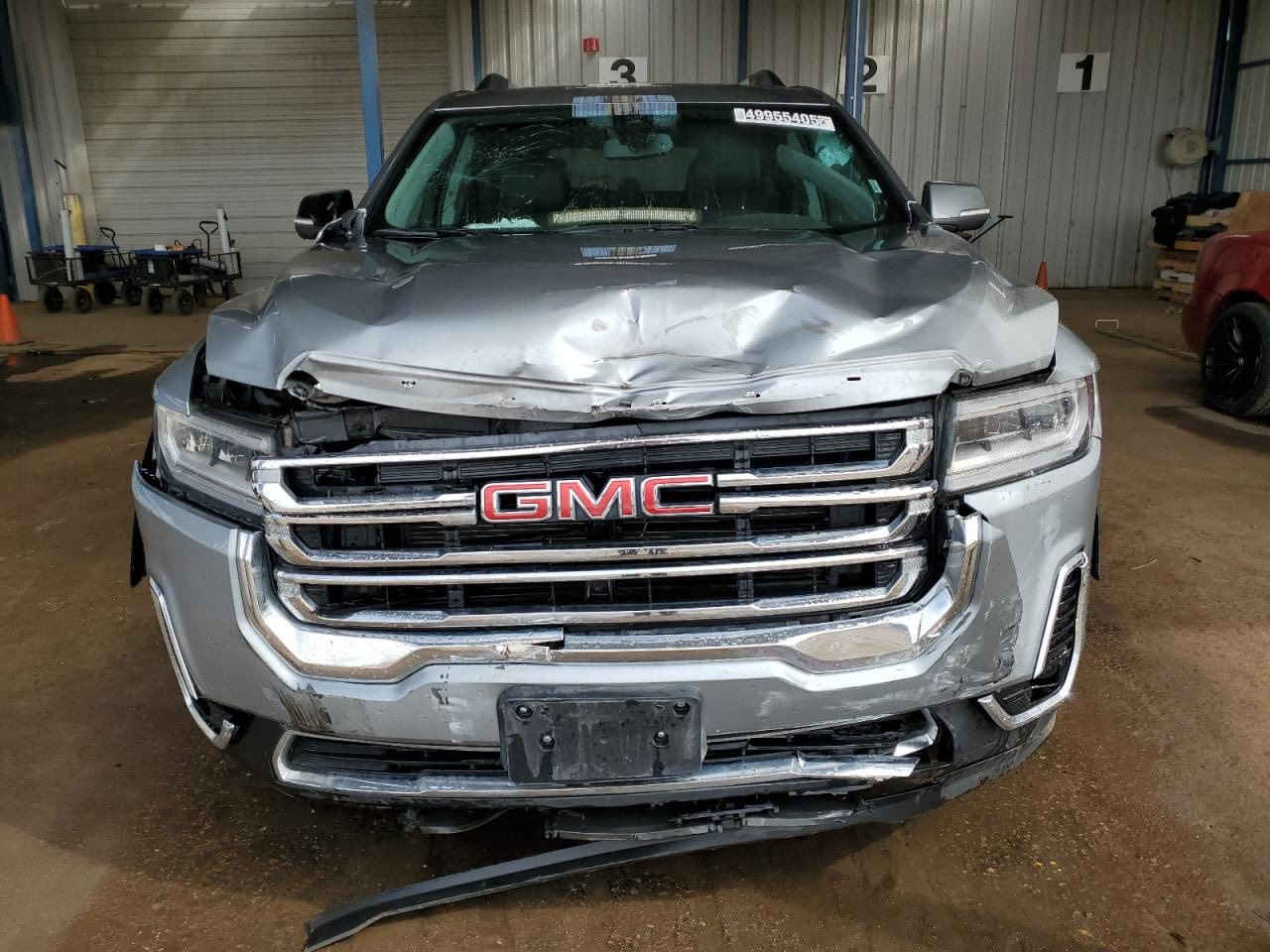 جمسي اكاديا موديل 2023 SLT
حادث بسيط وسطحي محرك 2000 تيربو دفع رباعي 
سيارة جديده وضع شركة وجاهزه مال جنايه كشنات جلد تحديد مسار مثبت سرعة عداد 31 الف 
السيارة دخول جديد بدون رقم تتحول مباشر بأسم المشتري 
مكان السيارة بغداد السيدية 
هاتف/ ***********
