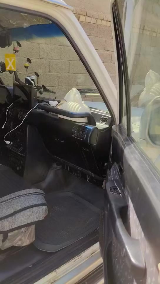 متاح كالوبر موديل 1999
مكان حي طارق السعر 70 بيها مجال
***********
