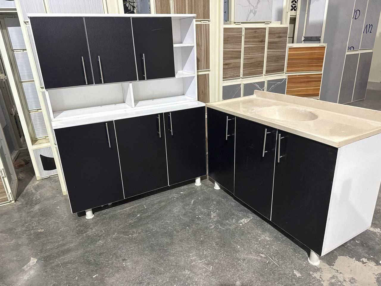 تخفيظات لفترة محدودة  💫

كاونتر خشب متر و 20. 
3. قطع السعر 225. فقط 
يتوفر توصيل لجميع المحافظات  
الحجزز واتساب ***********
