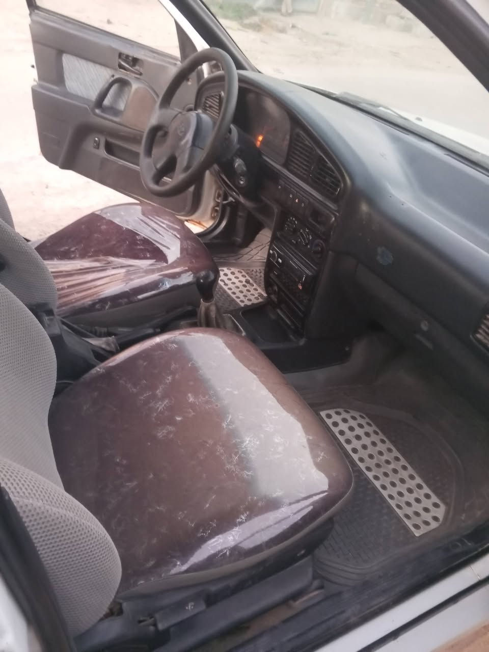 النتره موديل 95 كدام عينك نضافت السياره حلوه تبريد يرادله بس غاز كم بريسر جديد وتخم تايرات السياره يرادله بس دعاميه والي يشتري بي خير ويدلل والسياره مابيه اي حادث المكينه خير من الله كير خير من الله شرط الفحص سعر السياره 30وبيع مجال لشراي مكاني ابو غريب الحصوه رقم الواتساب ***********رقم الخط ***********
