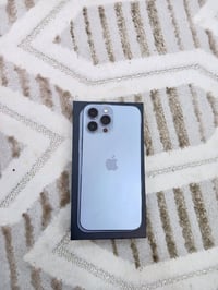 ١٣برو ماكس بطاريه٩٦ ذاكره٥١٢ جهاز نضيف ومكفول شخط مابيه السعر ٧٥٠ وبيه...