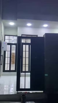 عندي بيت البيع بل الكرغولية قرب جسر حديدخضر بين سدين كامل مساحه ١٠٠ سن...