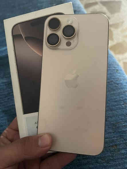 16 برو ماكس
ذاكره 256
بطاريه 91
مبدل ضهر فقط
السعر مليون و١٥٠
العنوان بعقوبه العزات
***********
