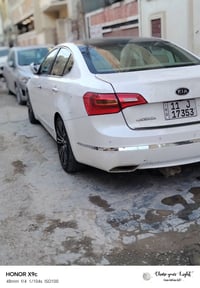 يا كادنزا للبيع موديل 2011 خليجي كير مكينه خير من الله سياره خليجيه بس...